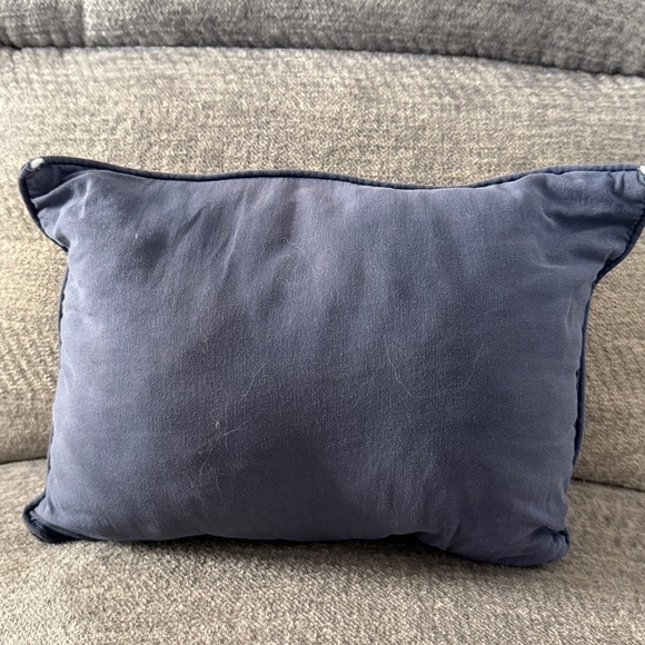 Travis Spencer Christmas Tapestry Needlepoint Teddy Bears Pillow. - Picture 3 of 8